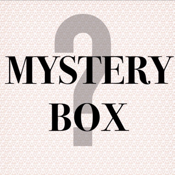 Kids Mystery Box 5 items for $10 - Picture 1 of 1